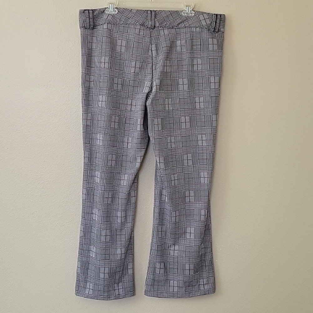 Torrid Studio Ponte Slim Fix Pixie Boot Pant Blac… - image 5